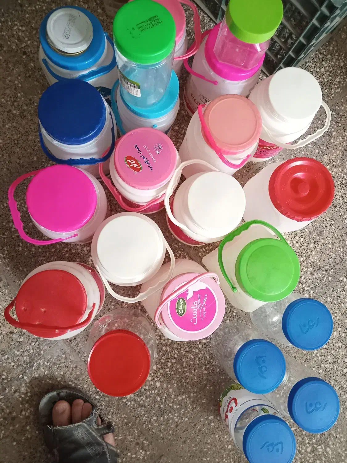 ظرف درب دار|ظروف نگهدارنده، پلاستیکی، یکبارمصرف|کلاله, |دیوار