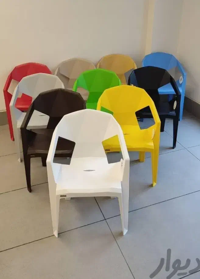 صندلی سه بعدی شرکت پولاد|میز و صندلی غذاخوری|کرمانشاه, |دیوار