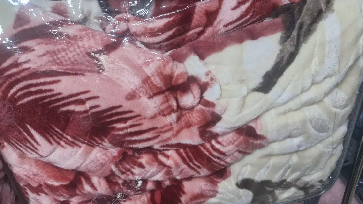 پتو تک نفره شادیلون|رختخواب، بالش، پتو|تبریز, |دیوار