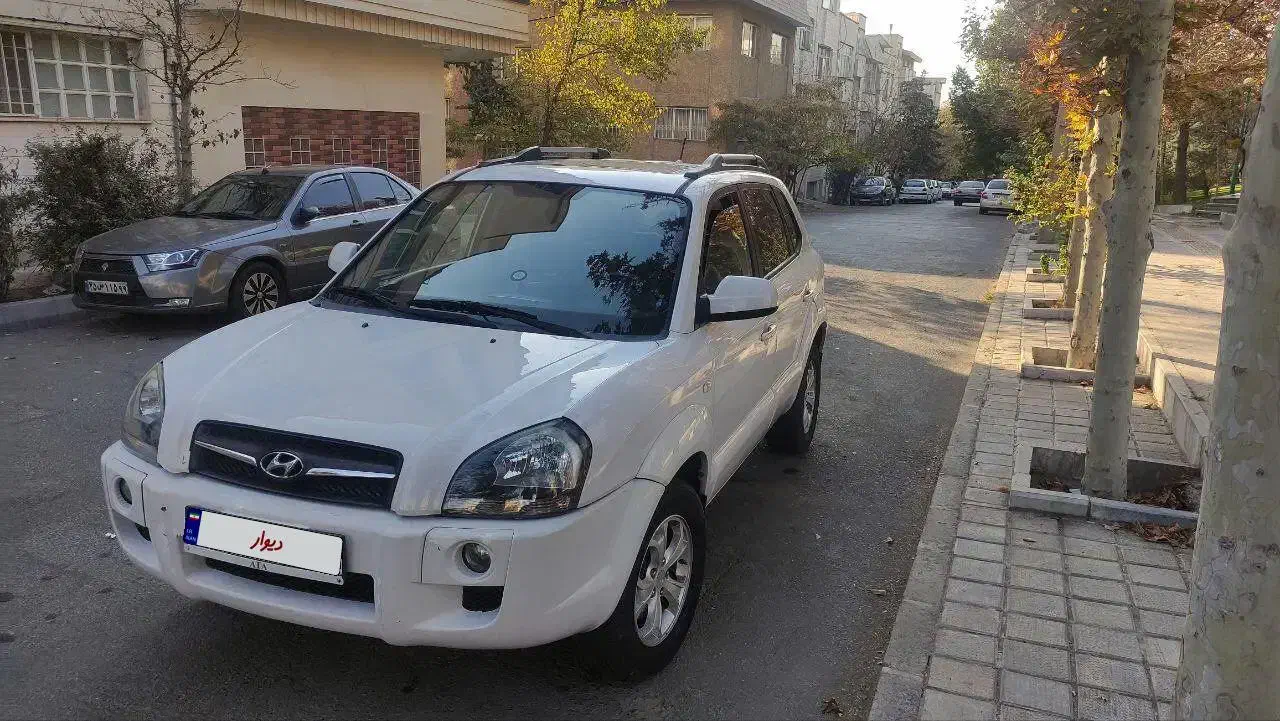 توسان ۲۰۰۹|خودرو سواری و وانت|تهران, اقدسیه|دیوار