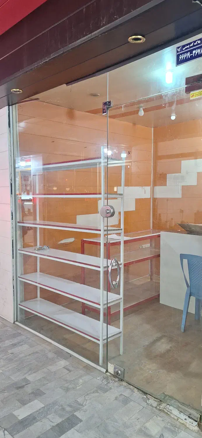 اجاره مغازه در پاساژ کمیل|اجارهٔ مغازه و غرفه|قروه, |دیوار