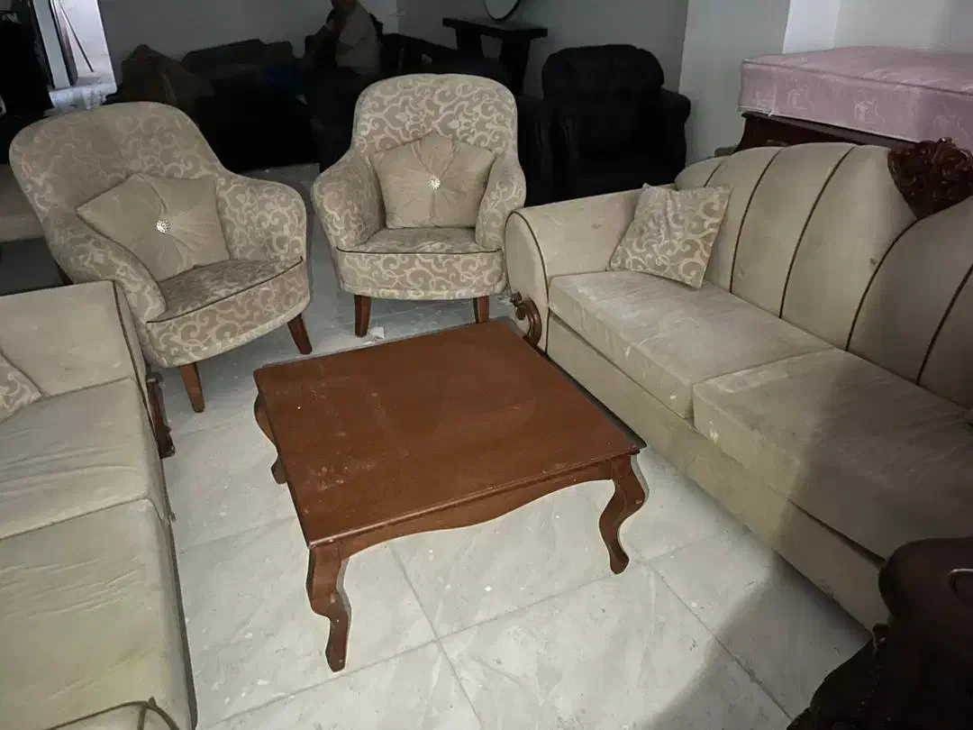 مبلمان ۷نفره با میزناهارخوری ۸|مبلمان خانگی و میز عسلی|کهریزک, |دیوار