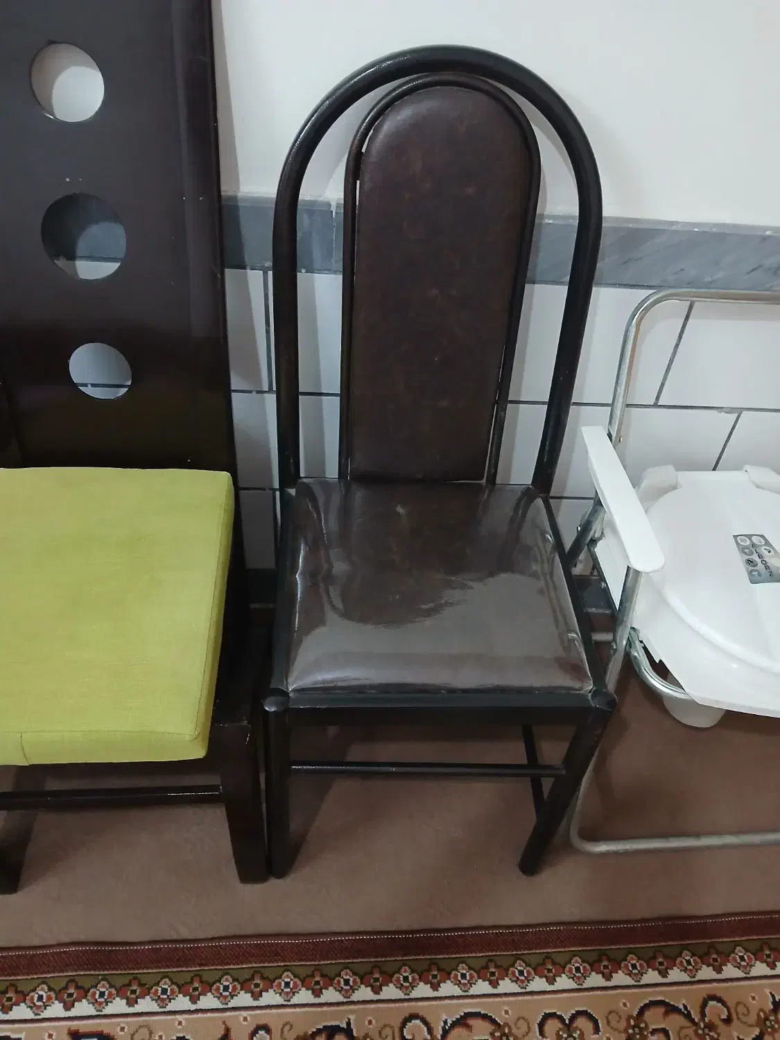 صندلی و توالت فرنگی|صندلی و نیمکت|کازرون, |دیوار