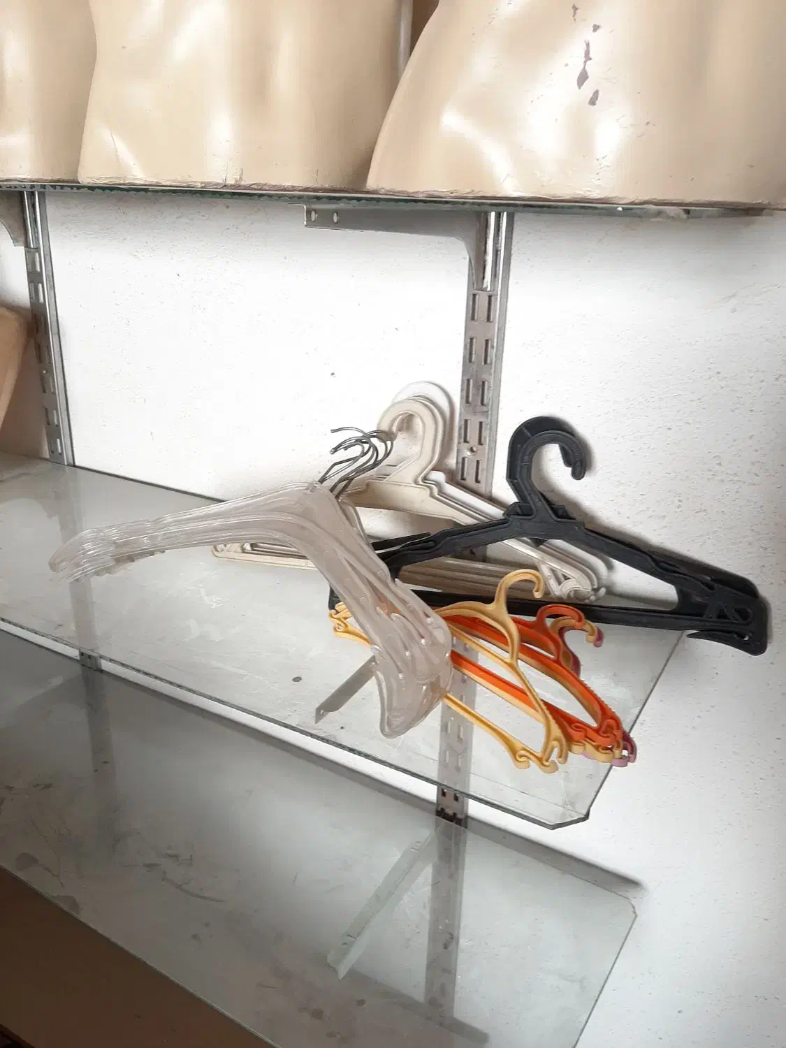 مانکن مخمل مانکن خیاطی مانکن فایبر چوب لباس|فروشگاه و مغازه|نجفآباد, یزدانشهر|دیوار