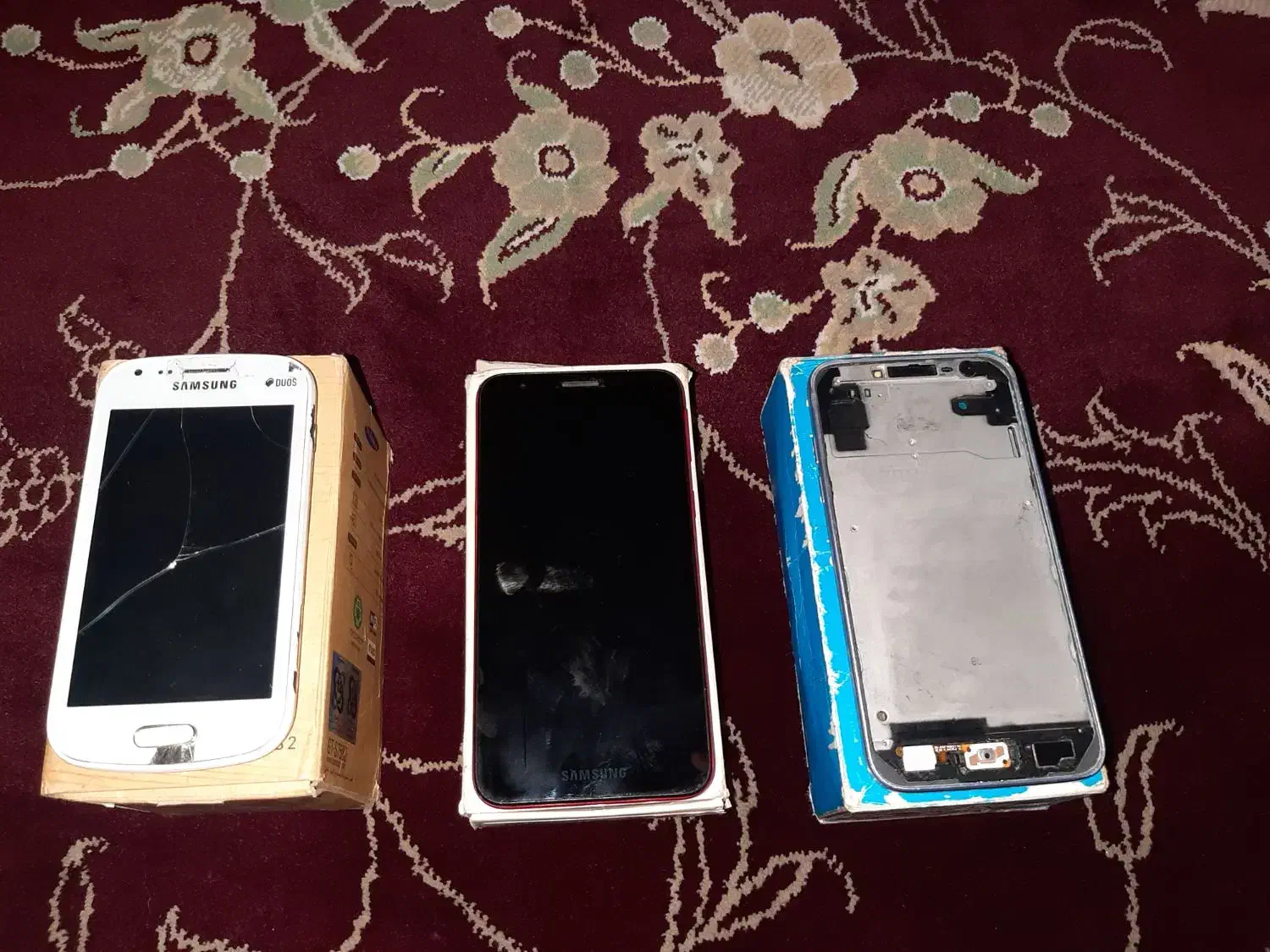 سهگوشی|موبایل|خاش, |دیوار