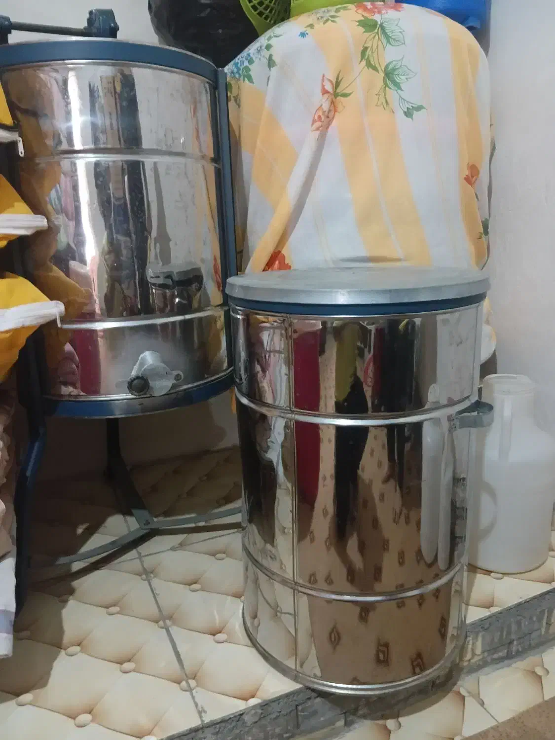 تعدادی کندو و یه عسل گیر|عمدهفروشی|باشت, |دیوار