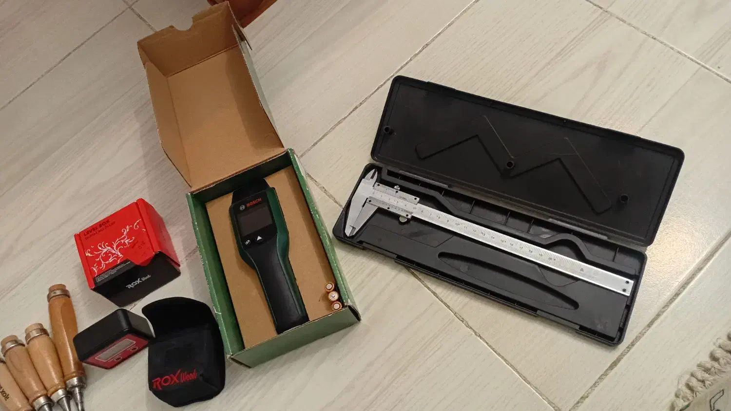 رطبوت سنج زاویه سنج ست مغار چوب کمیاب|ابزارآلات|رشت, کوی جام جم|دیوار