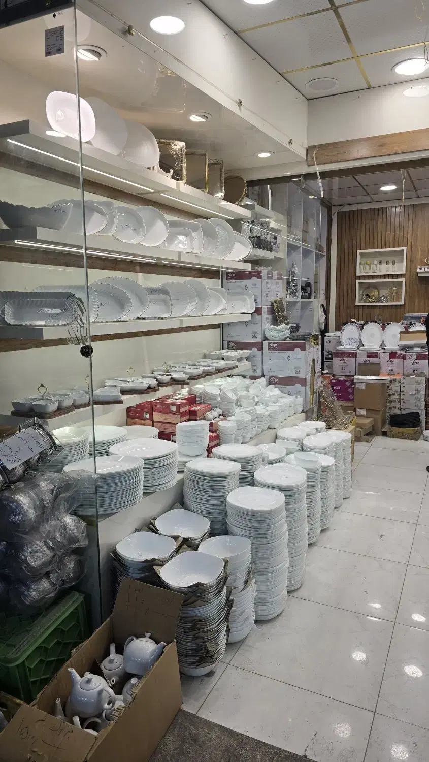 مغازه فروشی|فروش مغازه و غرفه|قم, باجک یک|دیوار