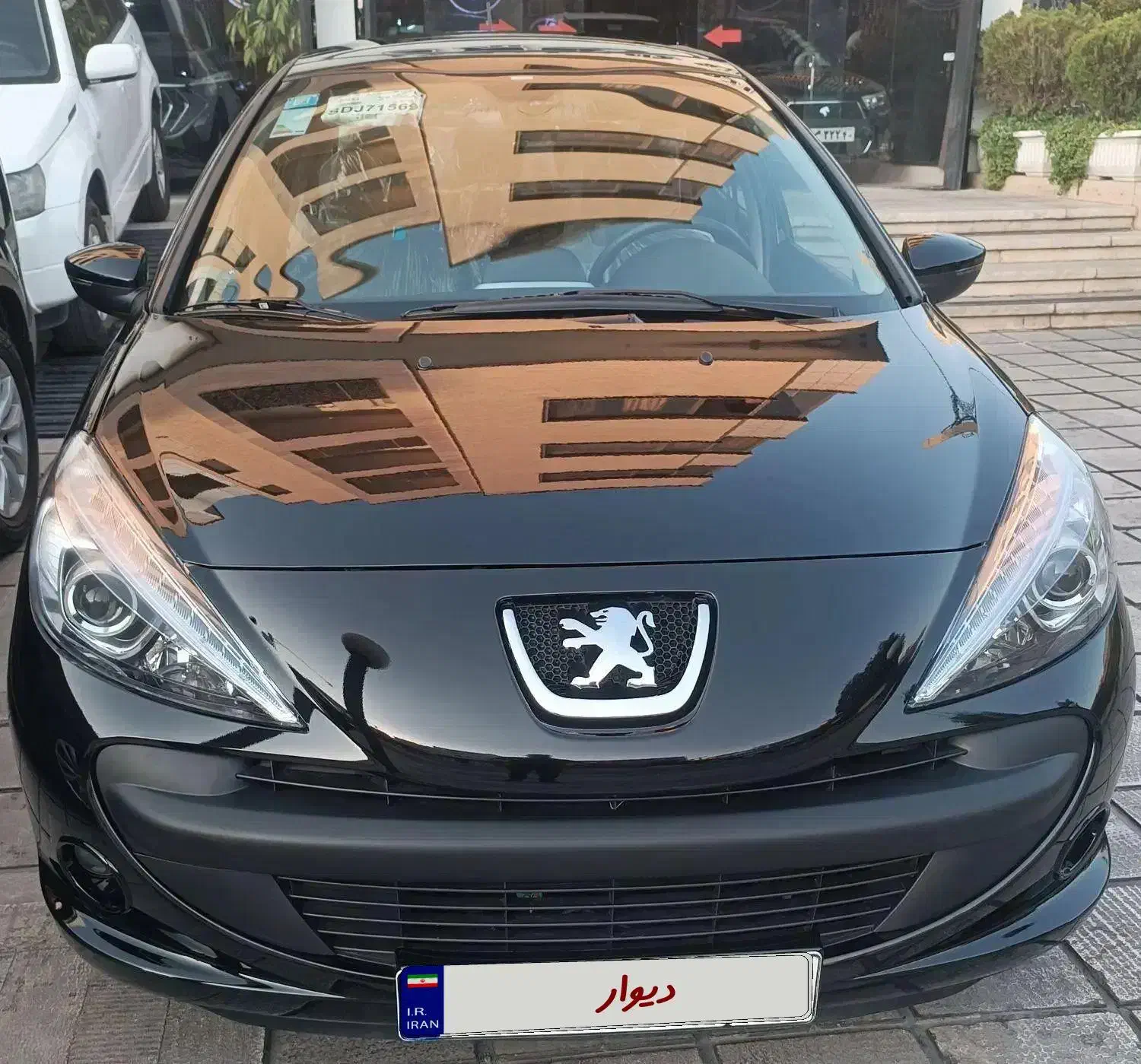 پژو ۲۰۷ پانا دنده ارتقاءفول مدل ۱۴۰۴ درحد صفر|خودرو سواری و وانت|شیراز, باغ تخت|دیوار