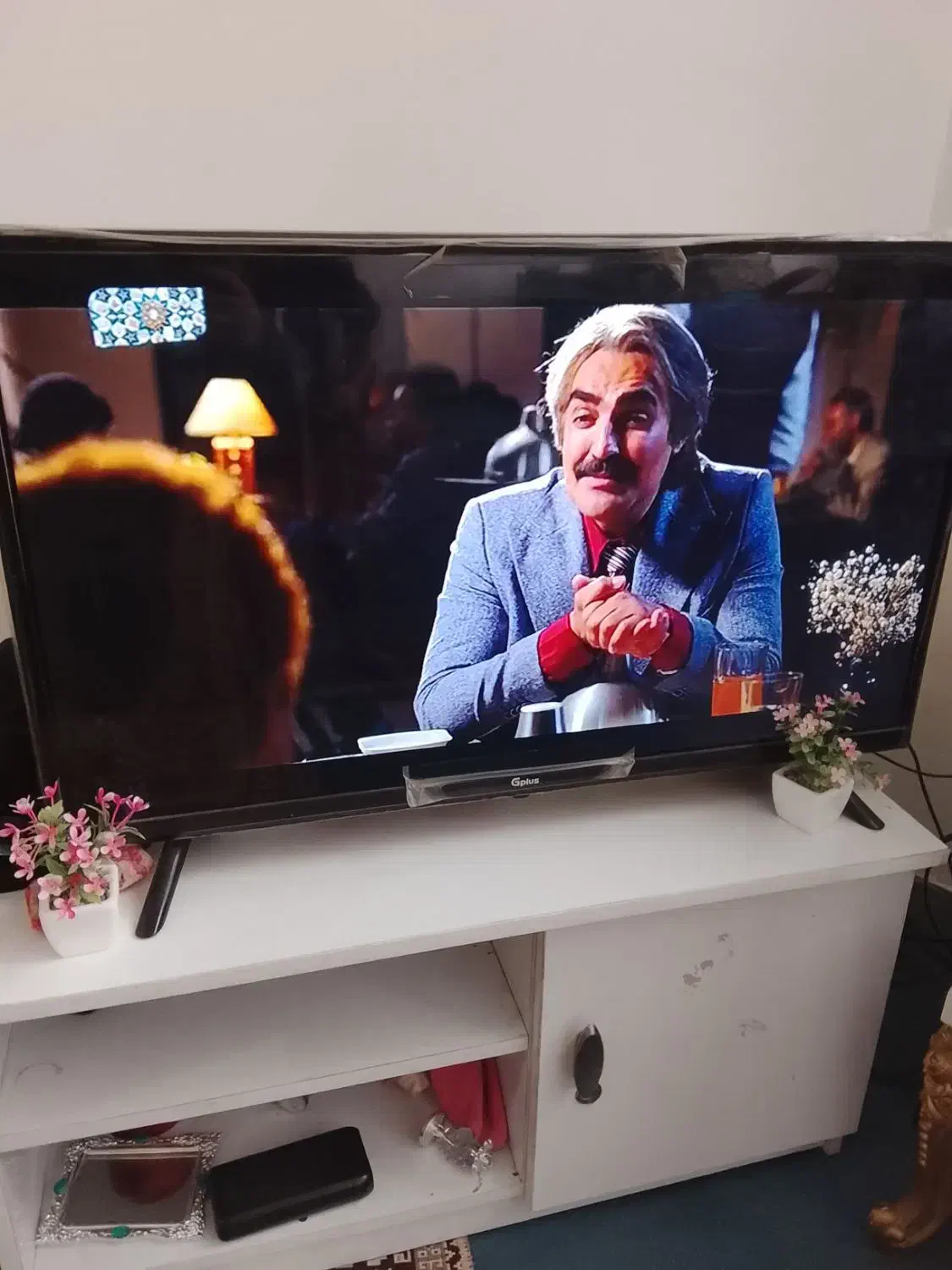 تلویزیون ۳۲اینج کاملان سالم تصمینی|تلویزیون و پروژکتور|گوگان, |دیوار