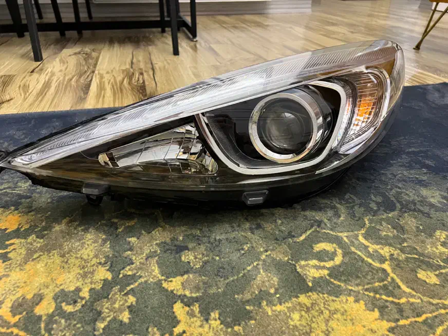 چراغ جلو ۲۰۷ صفر|قطعات یدکی و لوازم جانبی|کرمانشاه, |دیوار