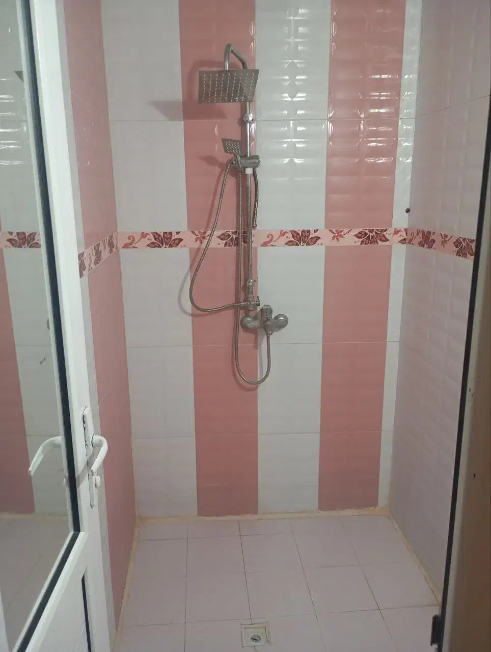 اجاره یک واحد ساختمان 120متری|اجارهٔ آپارتمان|قروه, |دیوار