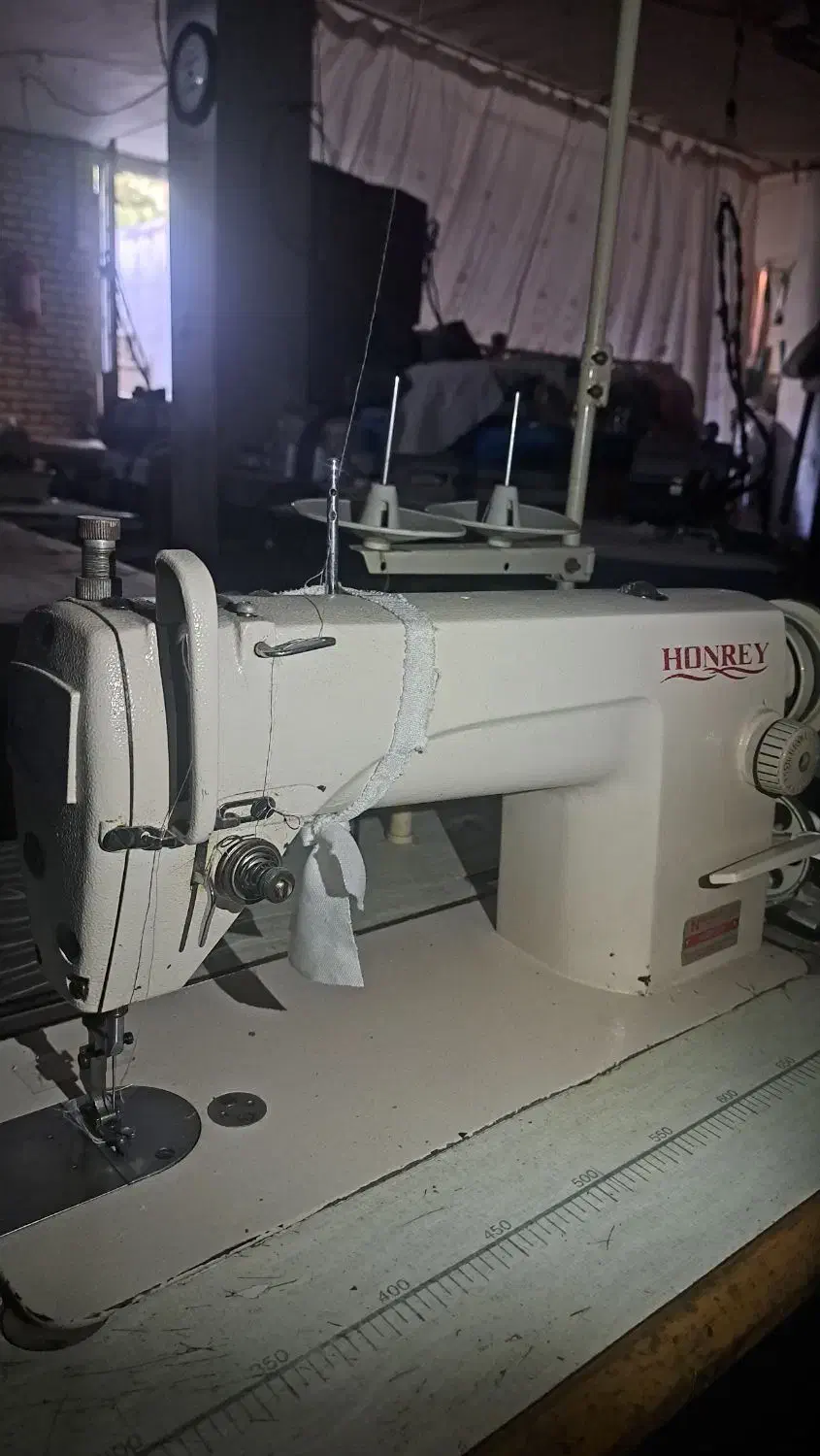 چرخ راسته دینام بزرگ|چرخ خیاطی و ریسندگی|رباطکریم, رباطکریم|دیوار