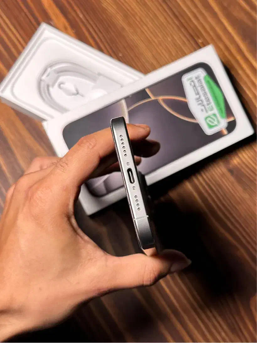 آیفون ۱۶ پرومکس ۲۵۶ دو سیمکارت|موبایل|رشت, توشیبا|دیوار