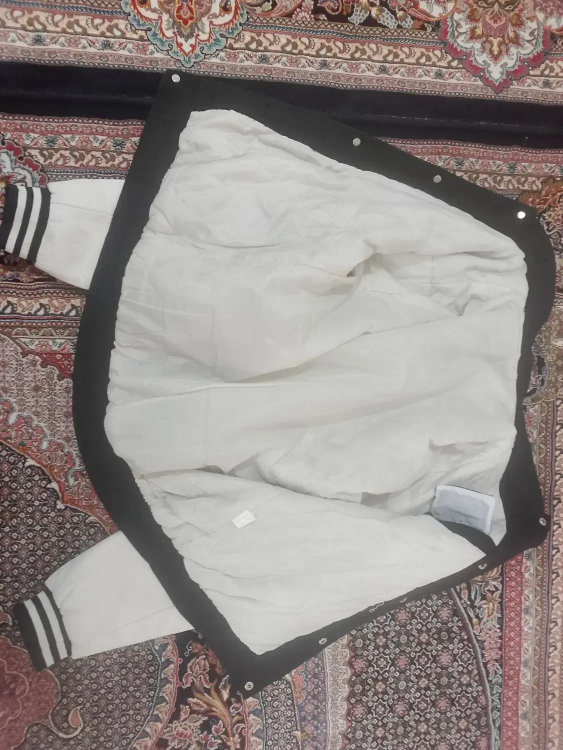 کاپشن اصل|لباس|مشگین شهر, |دیوار