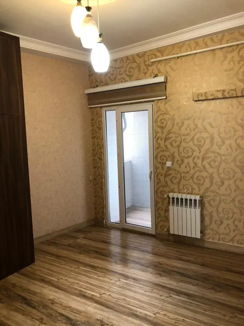 113متری ولی عصر غربی / خوش نقشه 2 خوب|فروش آپارتمان|رشت, علی آباد|دیوار