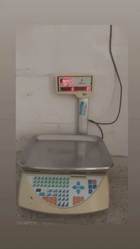 فروش ترازوی رو میزی مخصوص مغازه|فروشگاه و مغازه|دامغان, |دیوار