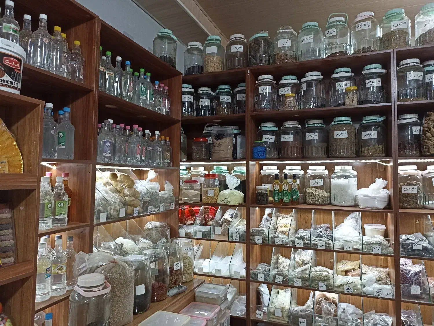 فروش تجهیزات و اجناس مغازه عطاری|فروشگاه و مغازه|اصفهان, نقش جهان|دیوار
