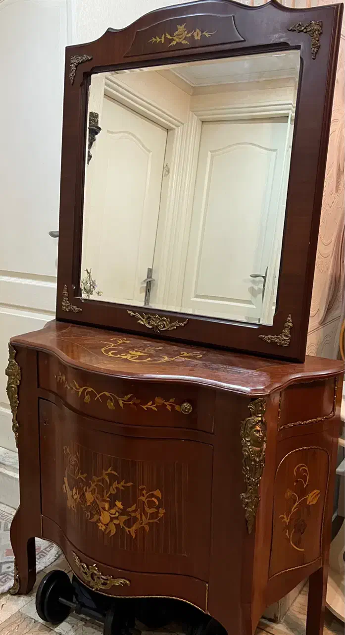 میز کنسول و آیینه|بوفه، ویترین، کنسول|تهران, صادقیه|دیوار