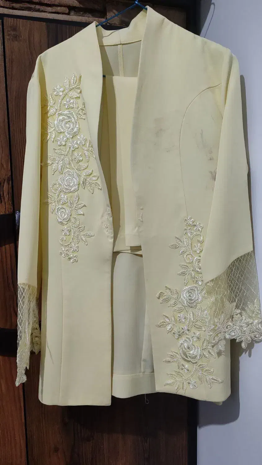 لباس|لباس|قزوین, |دیوار