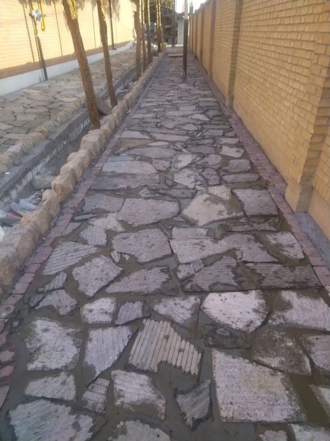 موزاییک کار سنگ سرامیک کار محوطه سازی باغ ویلا|خدمات پیشه و مهارت|نجفآباد, گلدشت|دیوار