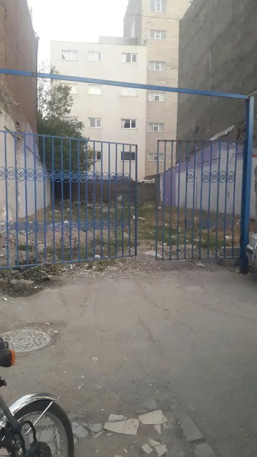 در نرده ای حیاط و باغ ویلا به طول ۵متر|مصالح و تجهیزات ساختمان|اردبیل, |دیوار