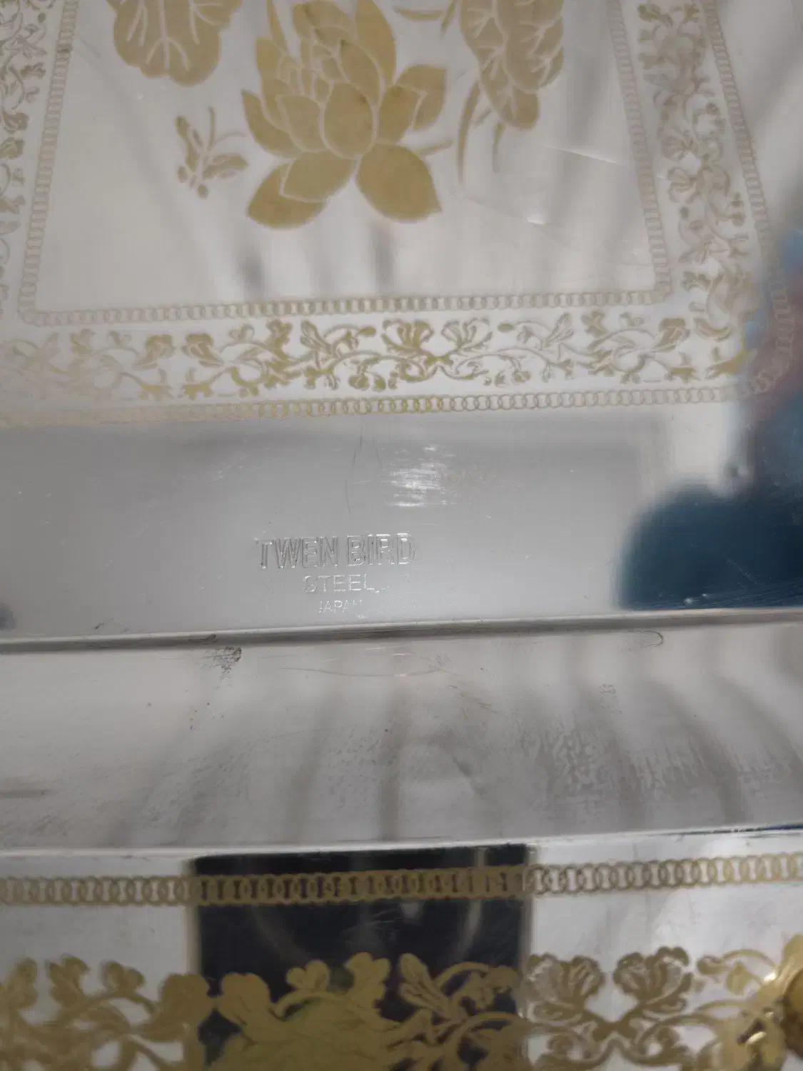 تمامی وسایل نو تمیز بدون کوچکترین ایراد|ظروف سرو و پذیرایی|دوگنبدان, |دیوار