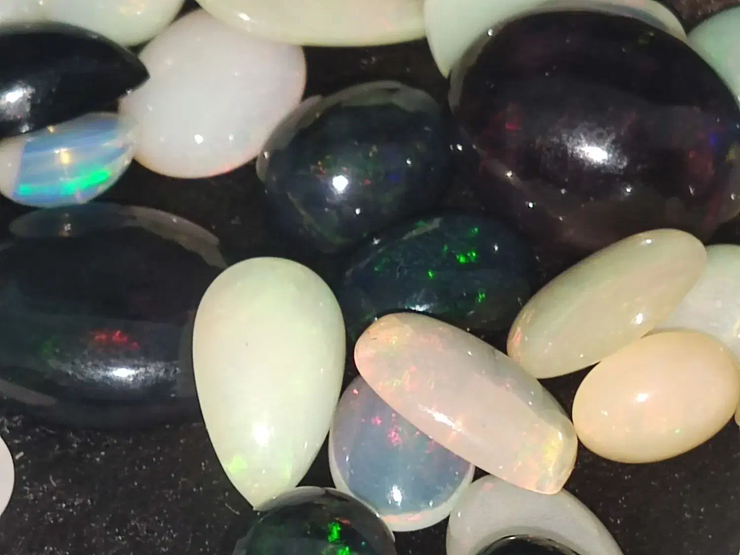 اوپال بلک و سفید|جواهرات|مشهد, امیر|دیوار