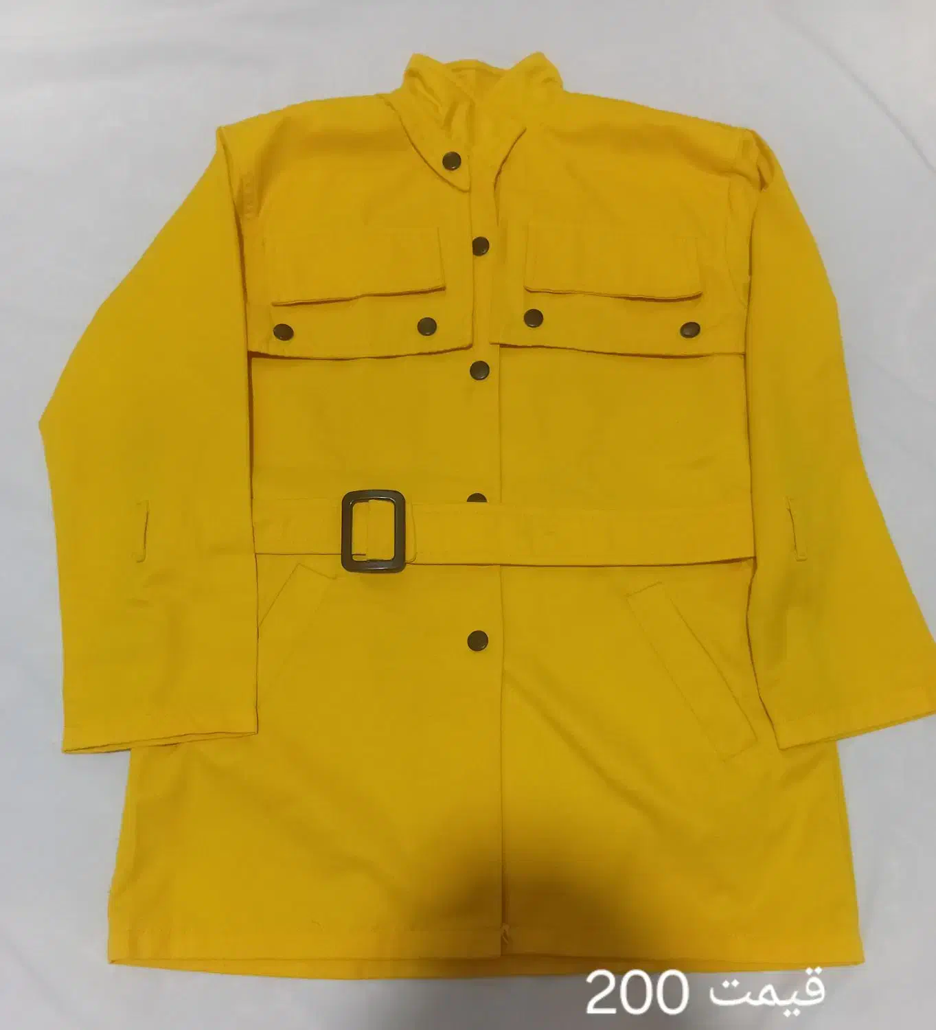 تعدادی کت و شومیز و بافت|لباس|جم, |دیوار