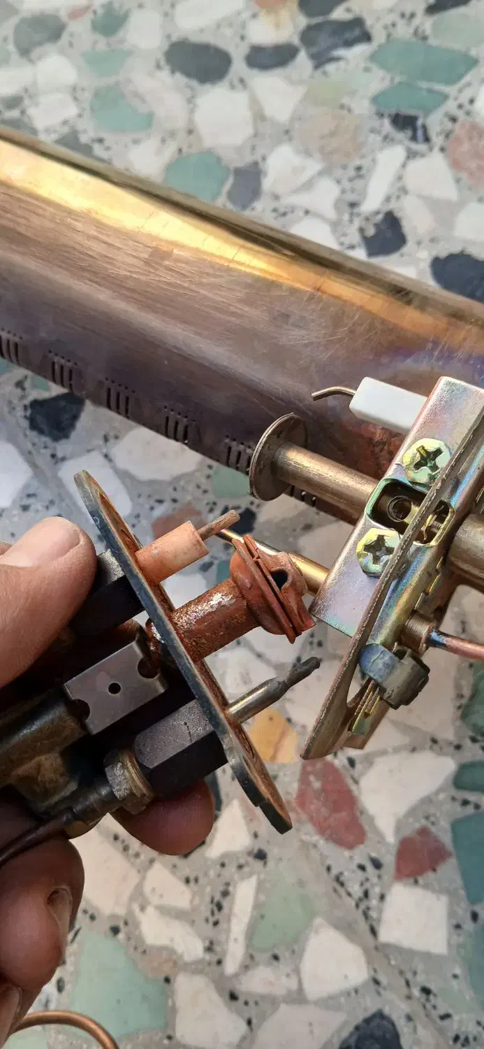 تعمیرات آبگرمکن وبخاری|خدمات پیشه و مهارت|نجف‌آباد, امیرآباد|دیوار