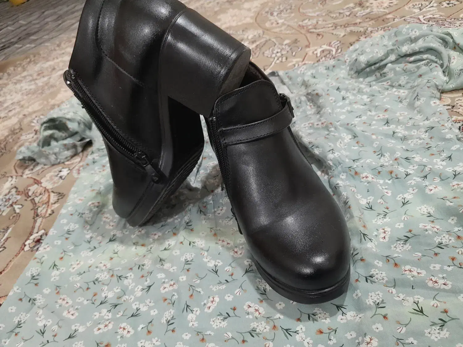 نیم بوت|کیف، کفش، کمربند|کامیاران, |دیوار