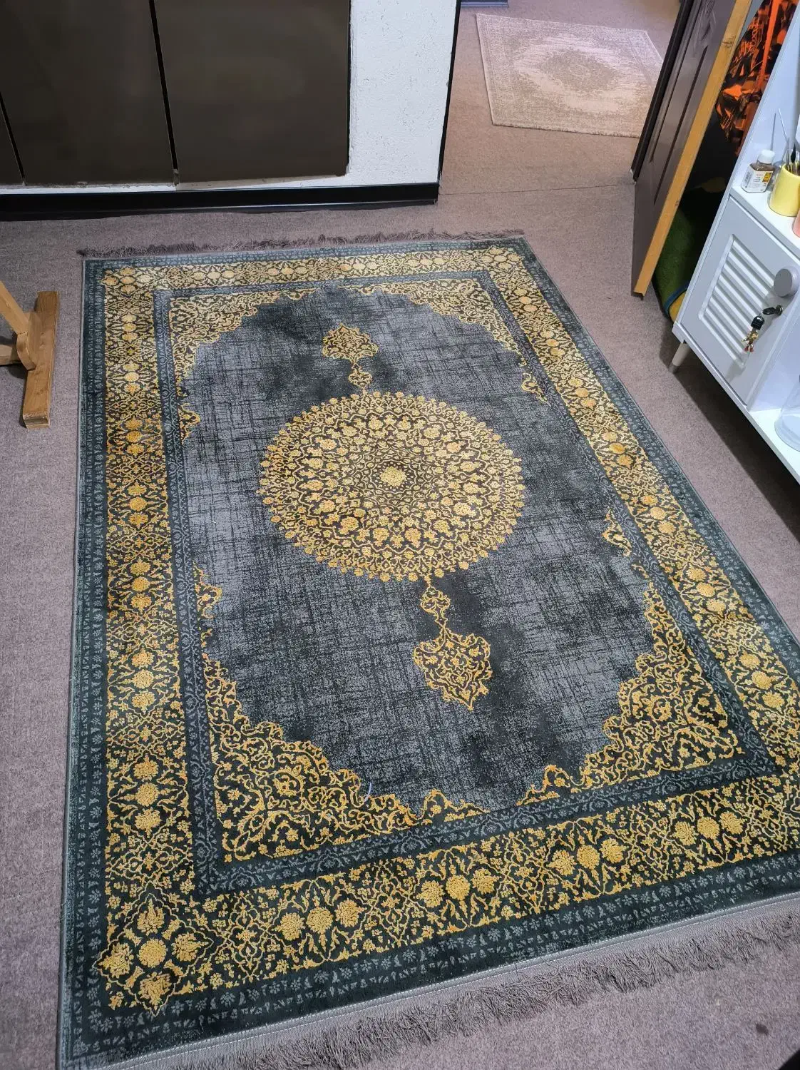 فرش ماشینی|فرش|صدرا-فارس, فاز ۱|دیوار