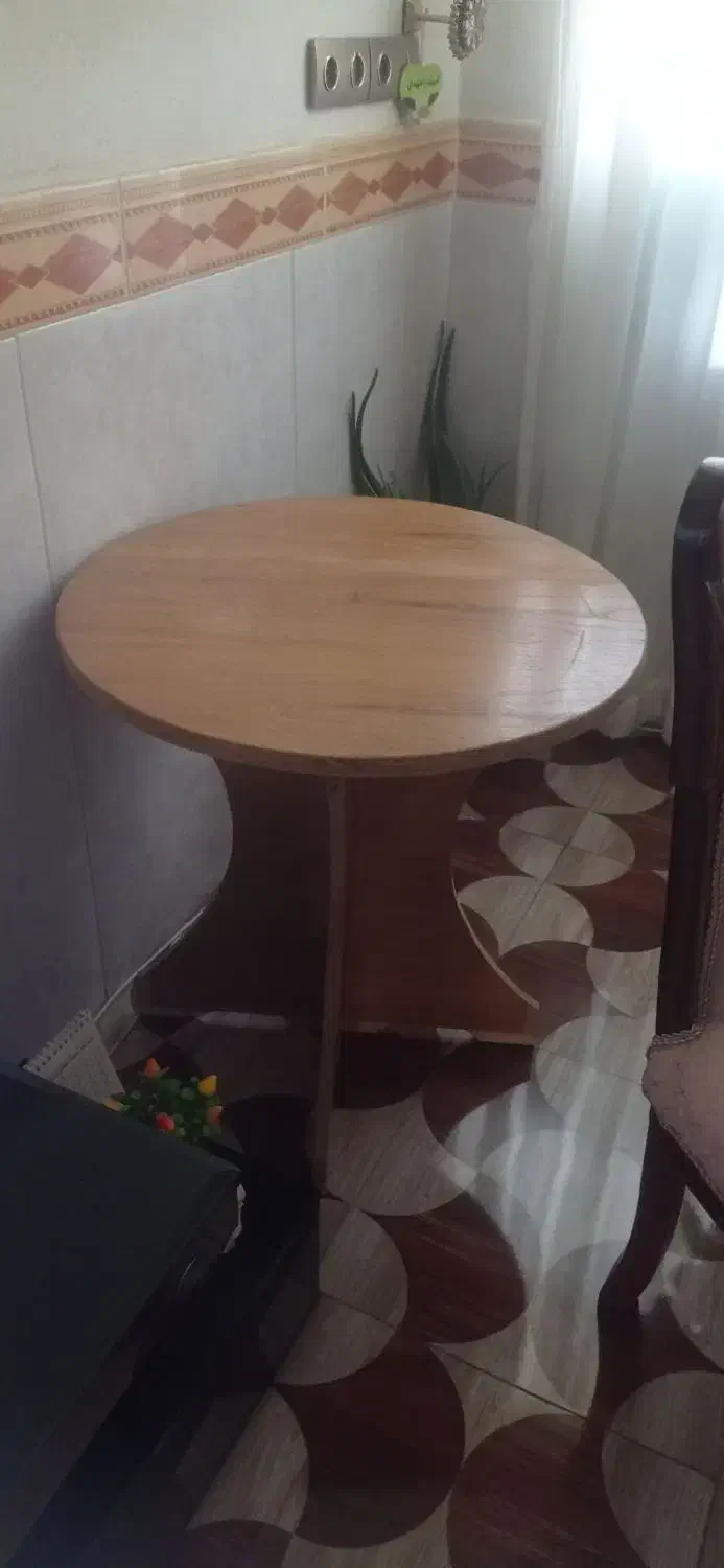 میز خاطره|میز و صندلی غذاخوری|کرمانشاه, |دیوار