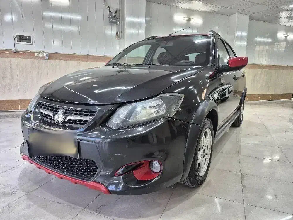 کوئیک آر مشکی قرمز|خودرو سواری و وانت|خمین, |دیوار