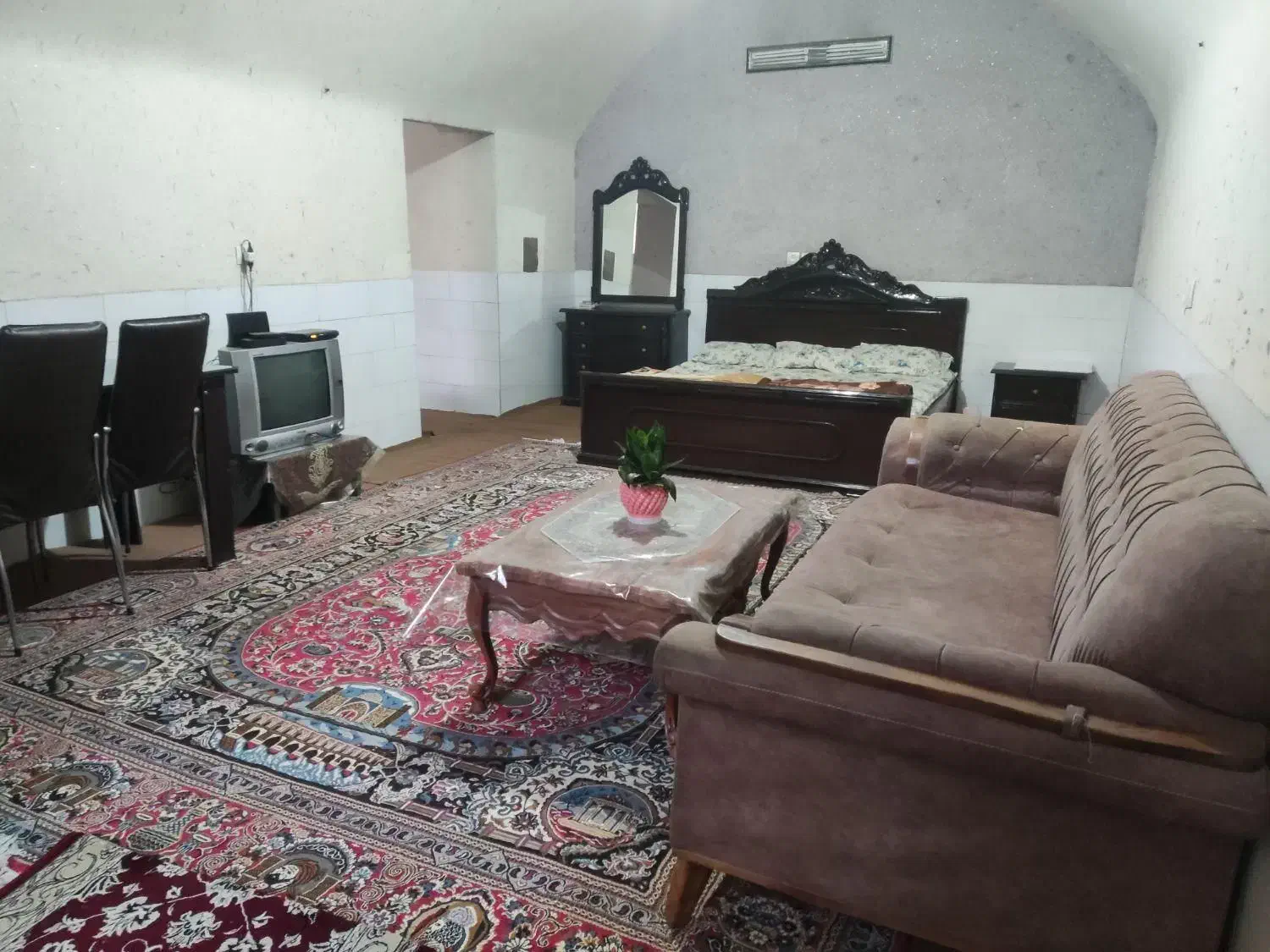 سوئیت دربست|اجارهٔ کوتاه‌مدت آپارتمان و سوئیت|حمیدیا, |دیوار