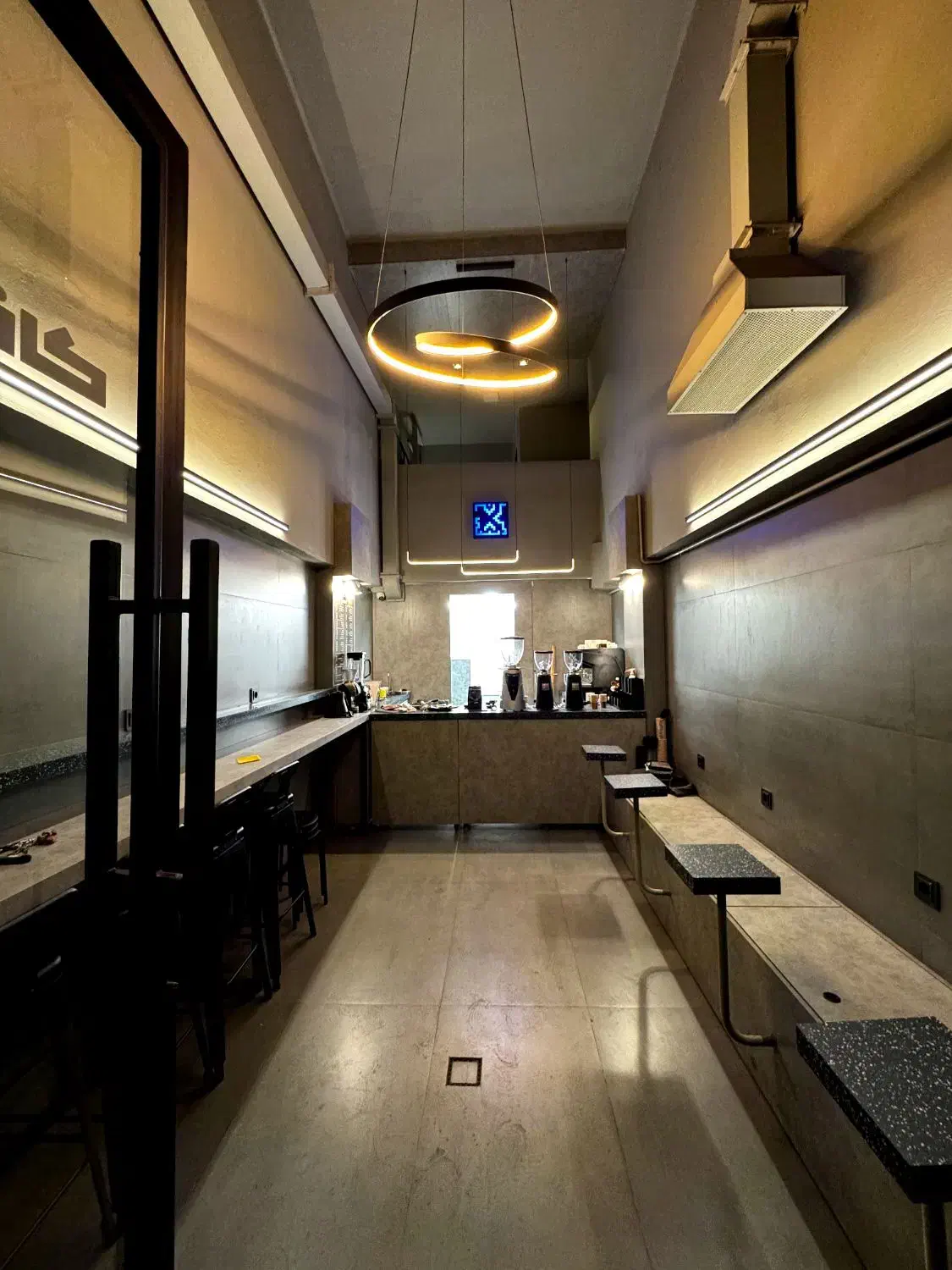 اجاره مغازه|اجارهٔ مغازه و غرفه|رشت, گلباغ نماز|دیوار