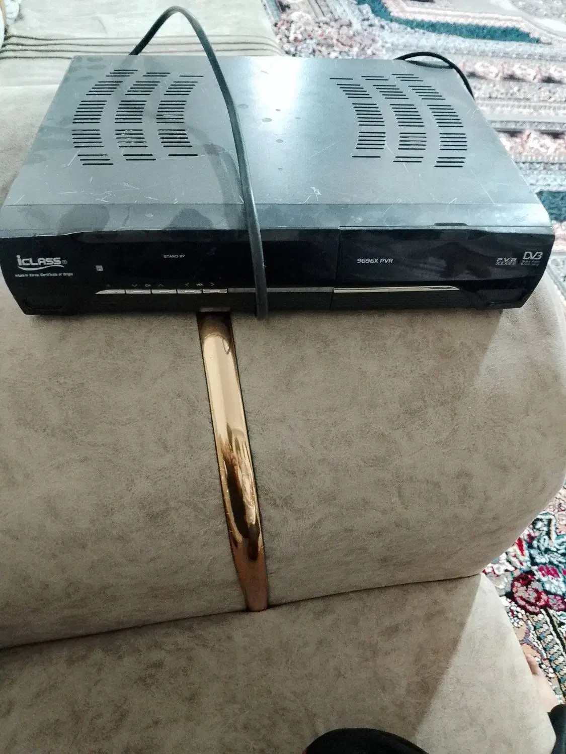 دستگاه هایکلاس قدیمی فلش خور|پخش‌کننده DVD و ویدیو|مشهد, نیزه|دیوار