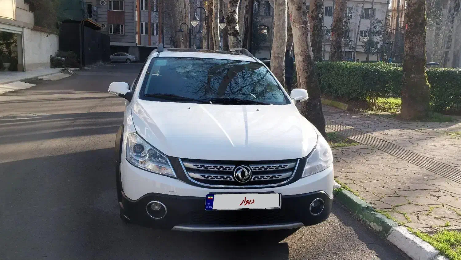 دانگ فنگ H30 کراس سفید ۹۶|خودرو سواری و وانت|رشت, کاکتوس|دیوار