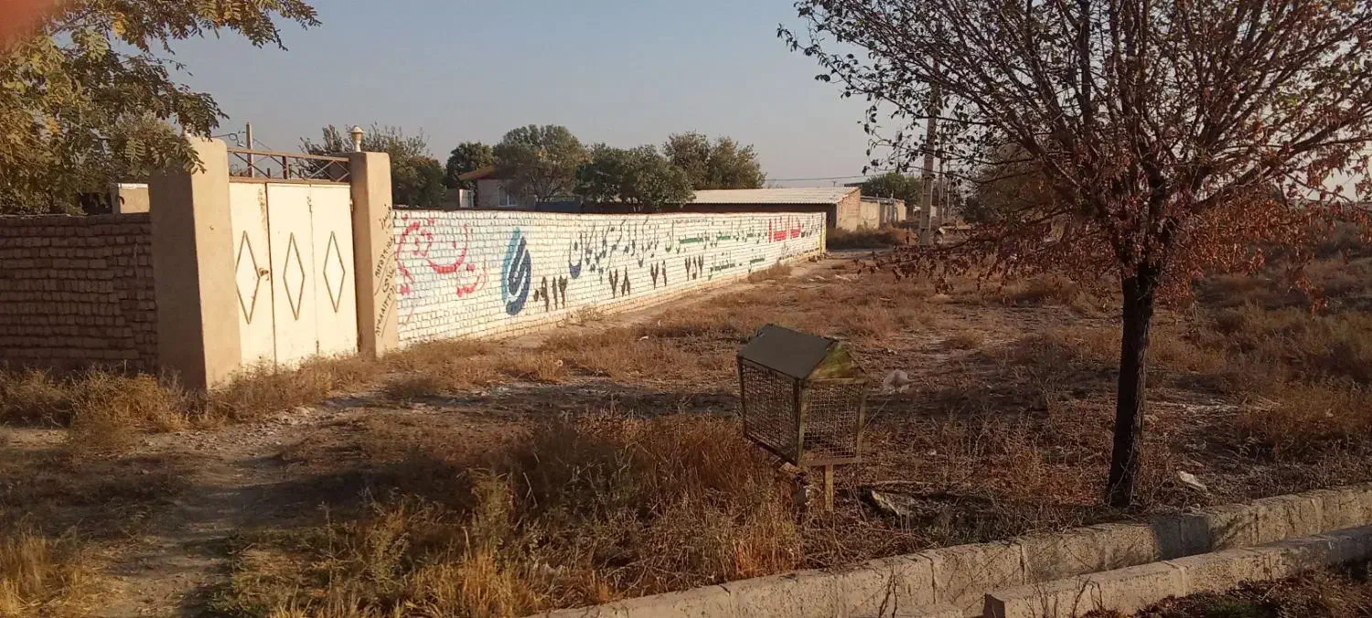 زمین مسکونی چهار دیواری بهر جاده اصلی|فروش زمین و ملک کلنگی|بشاریات, |دیوار