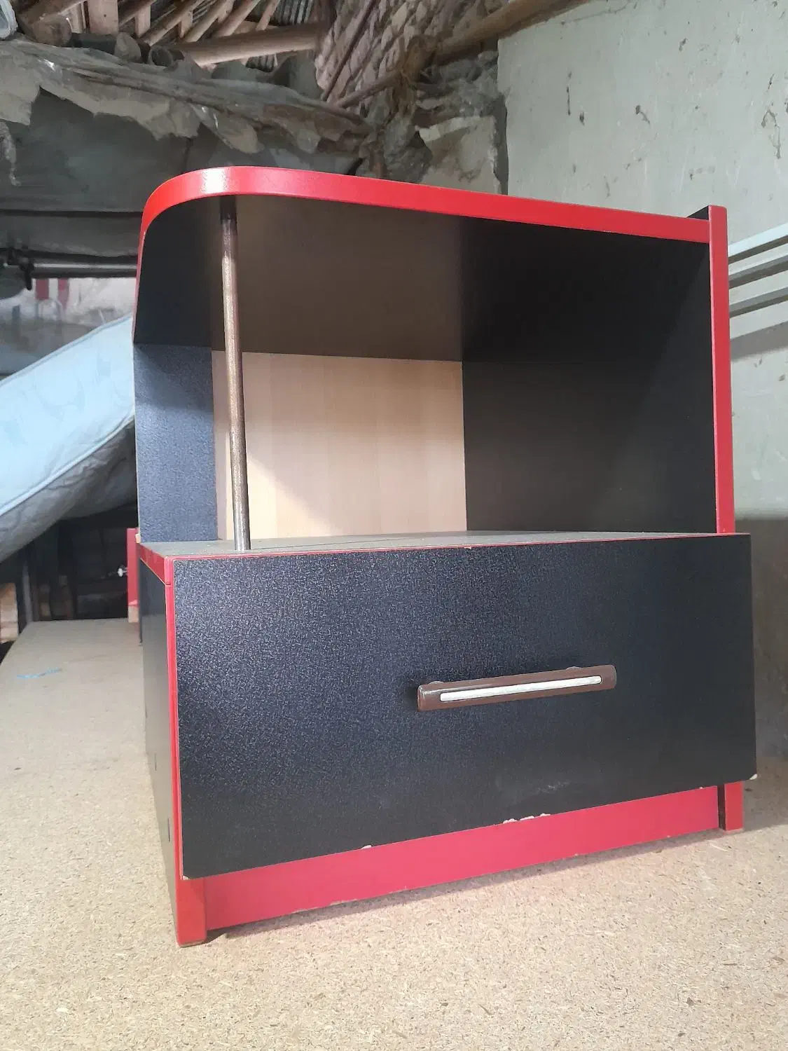 سرویس کامل خواب|تخت و سرویس خواب|سنگر, |دیوار