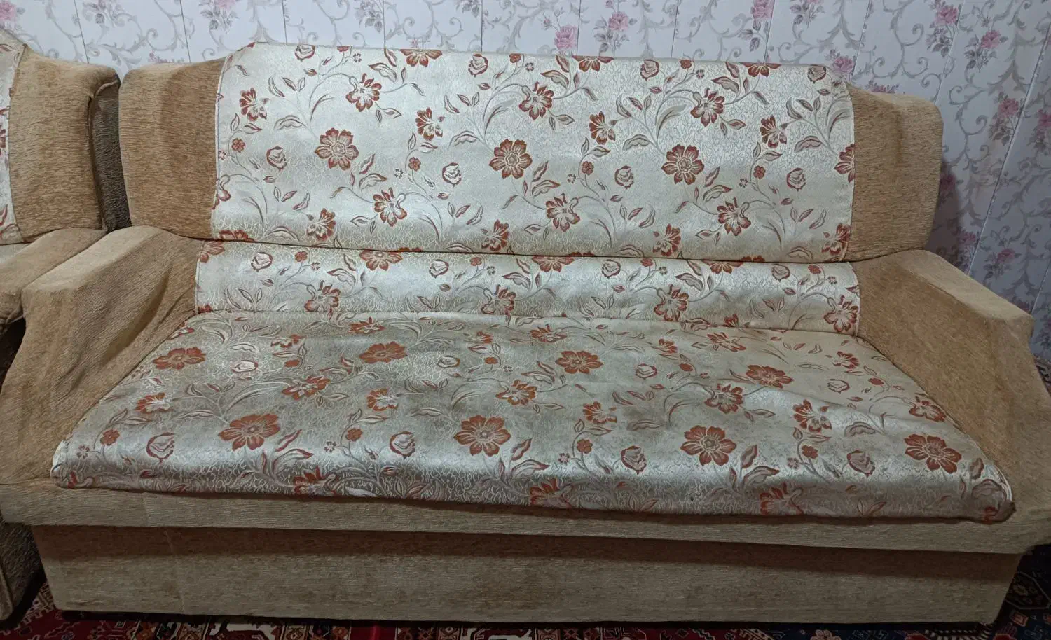 چند دست مبل|مبلمان خانگی و میز عسلی|قزوین, |دیوار