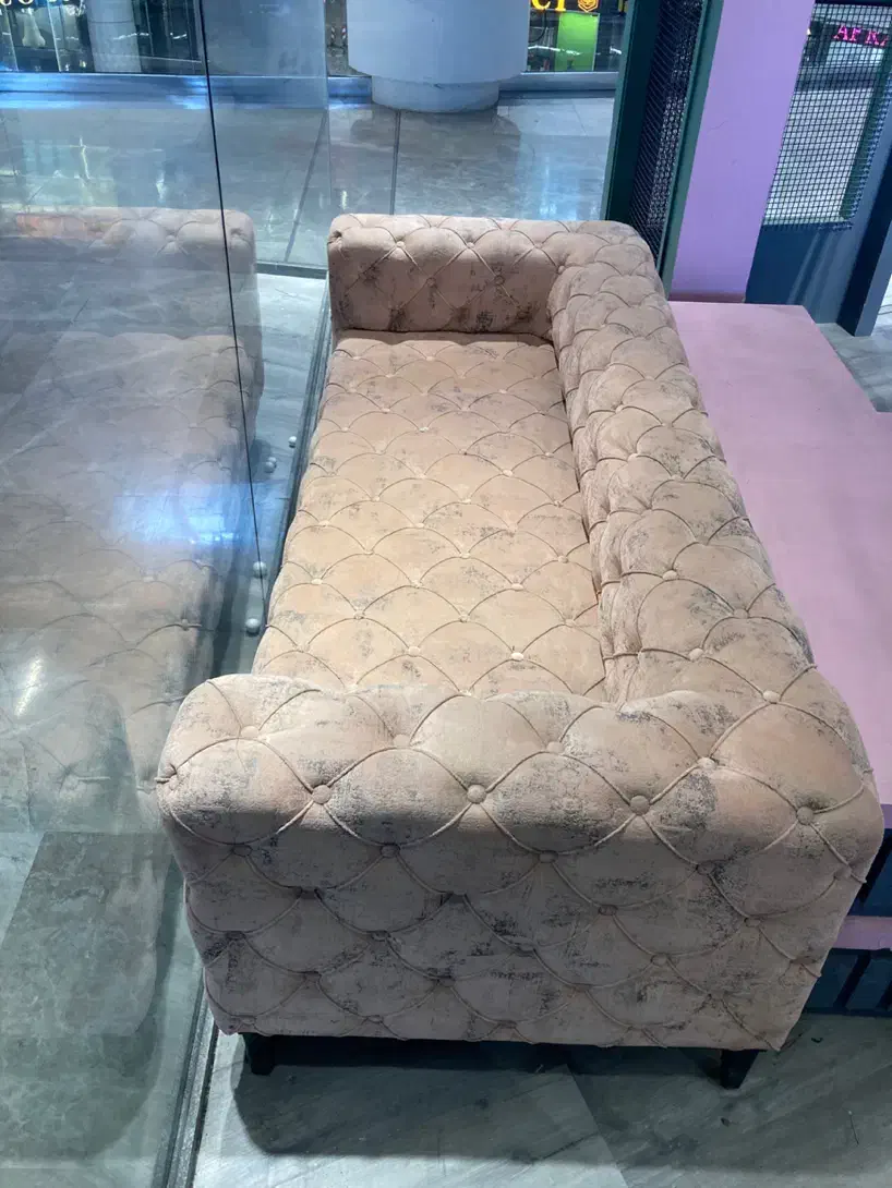 فروش مبل چشتر ۴نفره|مبلمان خانگی و میز عسلی|یزد, |دیوار