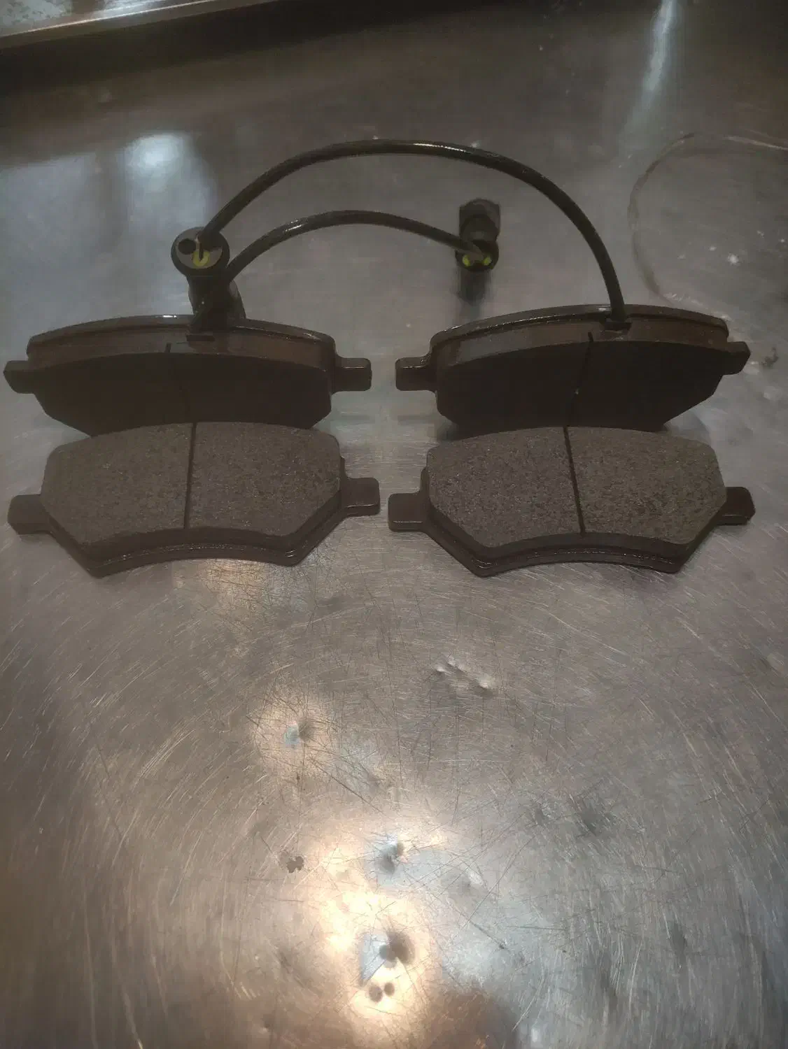 لنت ام و ام|قطعات یدکی و لوازم جانبی|رشت, دیلمان|دیوار