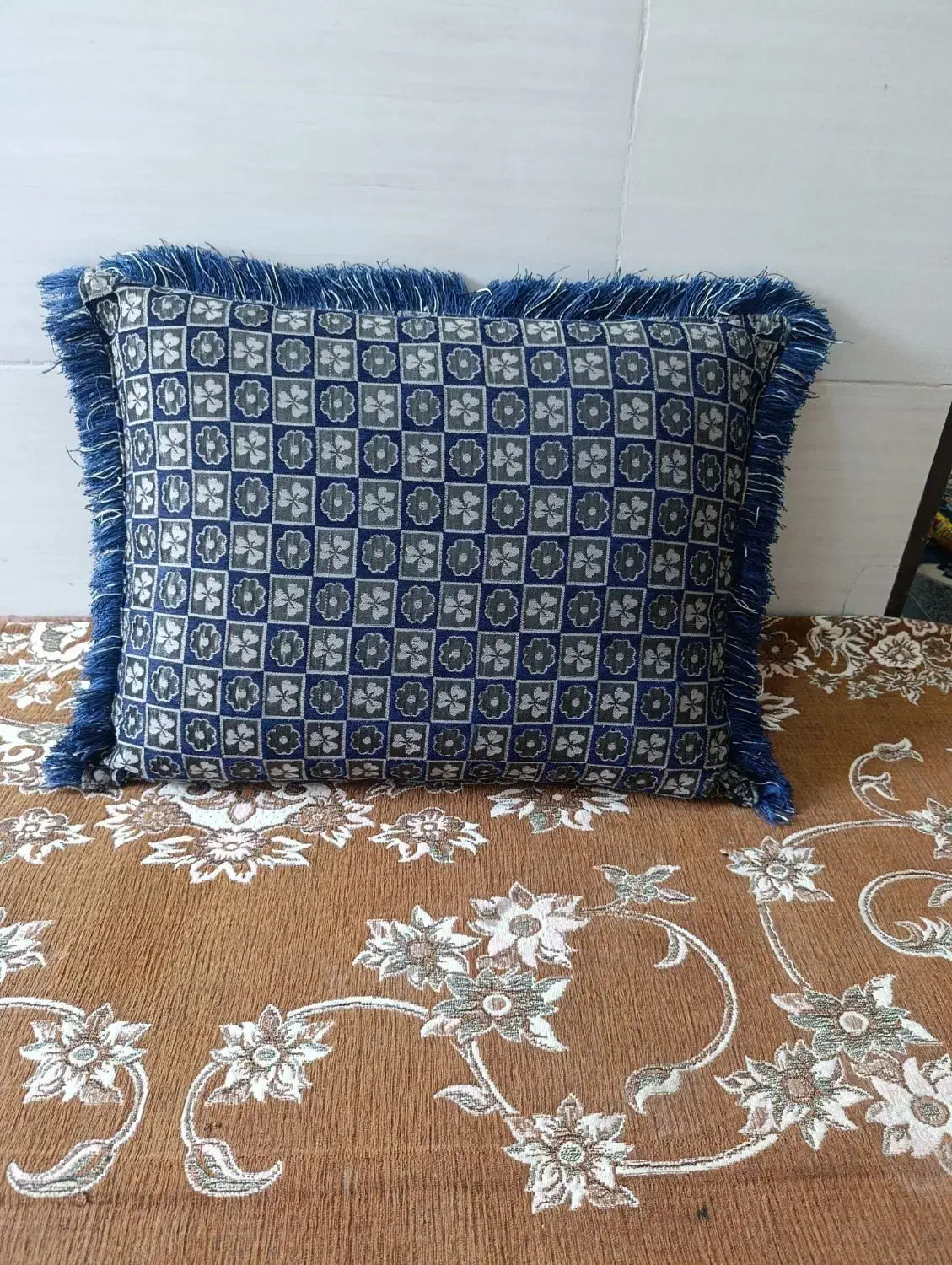 کاور پشتی|رختخواب، بالش، پتو|بندرعباس, |دیوار