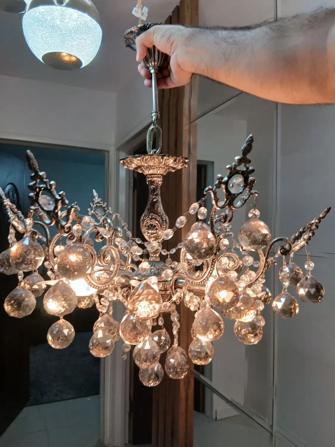 دوعدد لوستر برنج|لوستر و چراغ آویز|اراک, |دیوار