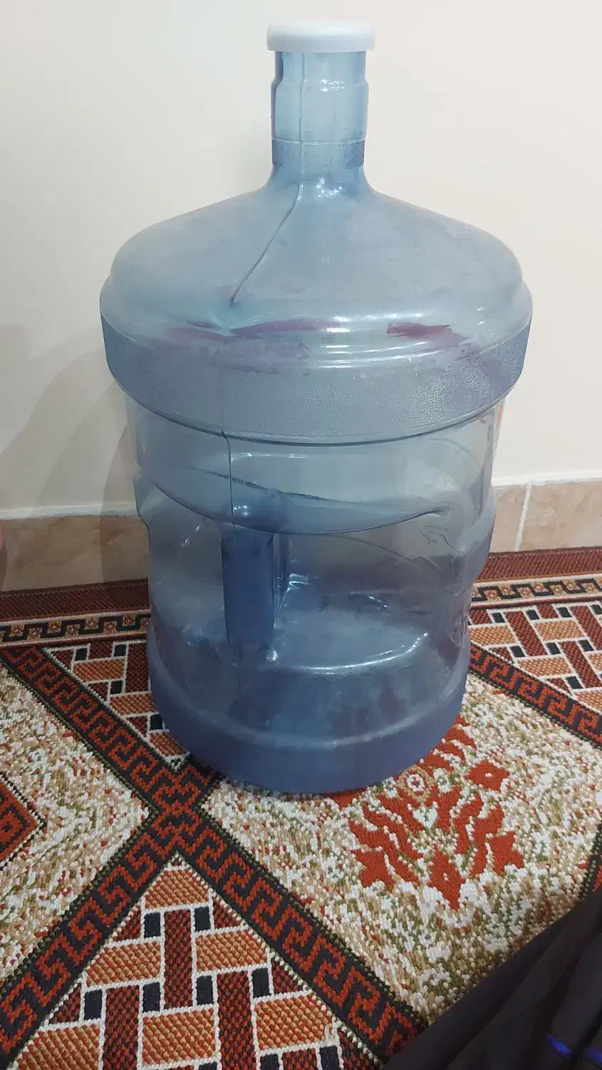 قمقمه آب سرد کن|ظروف نگهدارنده، پلاستیکی، یک‌بارمصرف|لار, |دیوار
