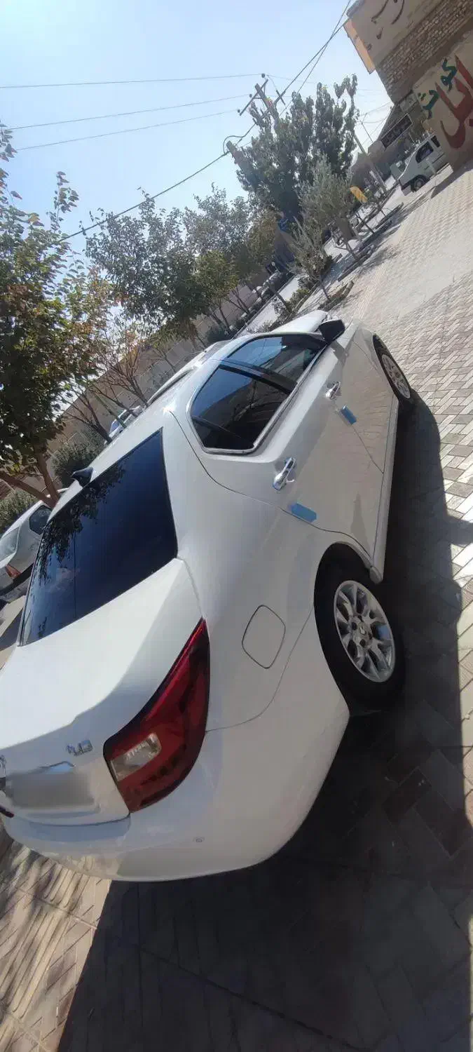 دنا پلاس بورسی|خودرو سواری و وانت|نجفآباد, شهید بهشتی|دیوار