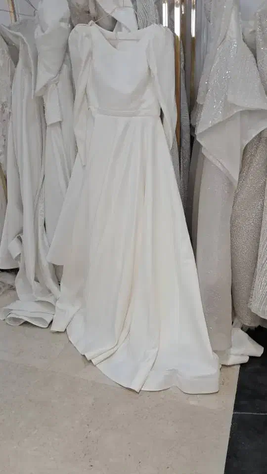 لباس عروس یا جشن عقد|لباس|آوج, |دیوار