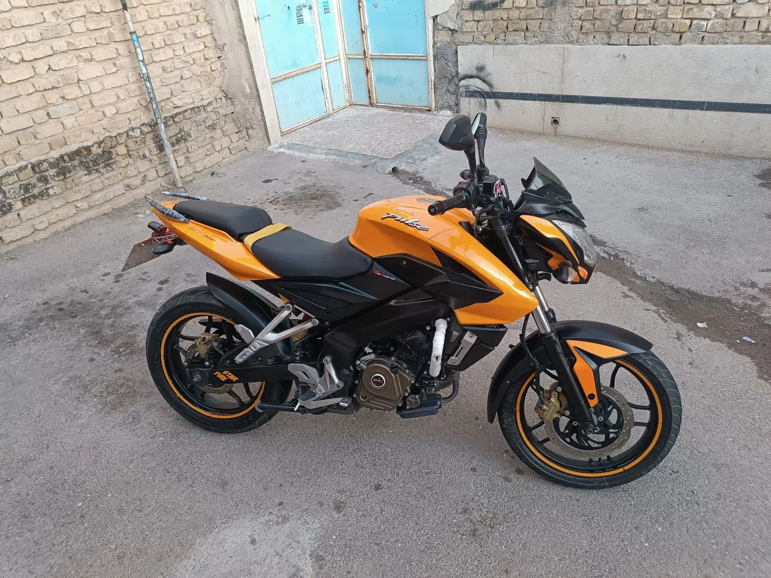 Ns200/ان اس ۲۰۰|موتورسیکلت|شیراز, شهدای شهرک سعدی|دیوار