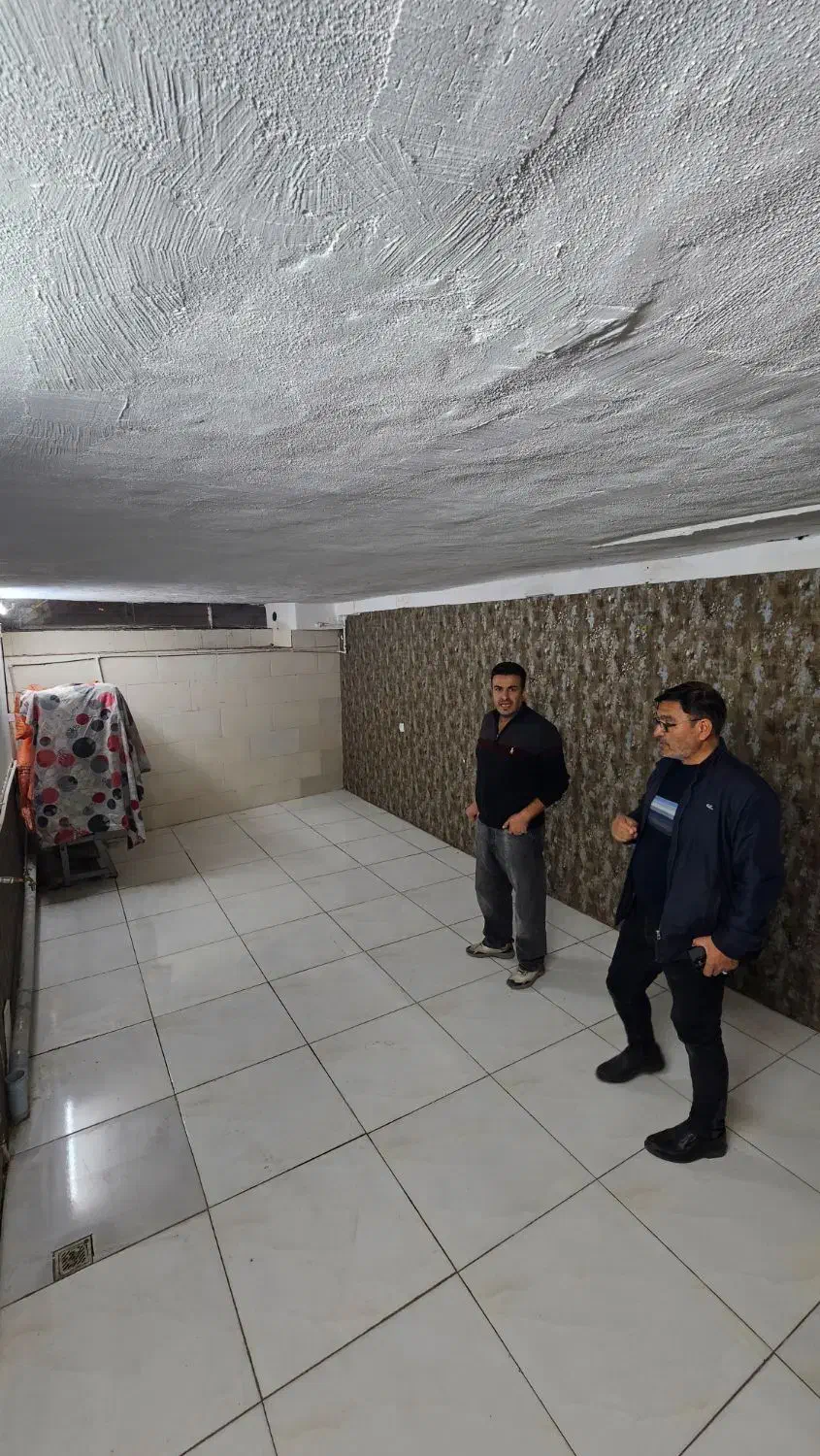 مغازه در مرکز موبایل فروشی ها|فروش مغازه و غرفه|نیشابور, محله میدان باغات|دیوار